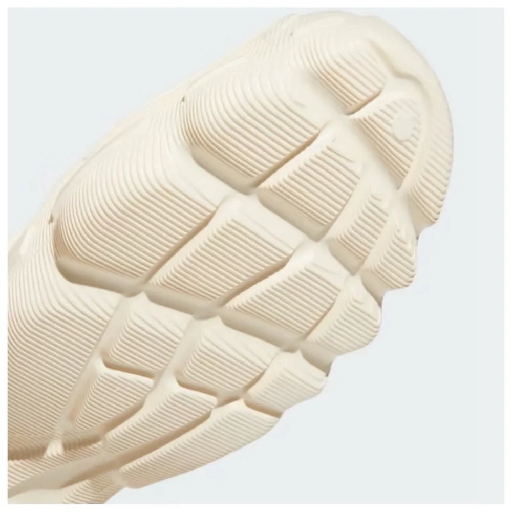adidas Adifom Supernova Shoes in Wonder White